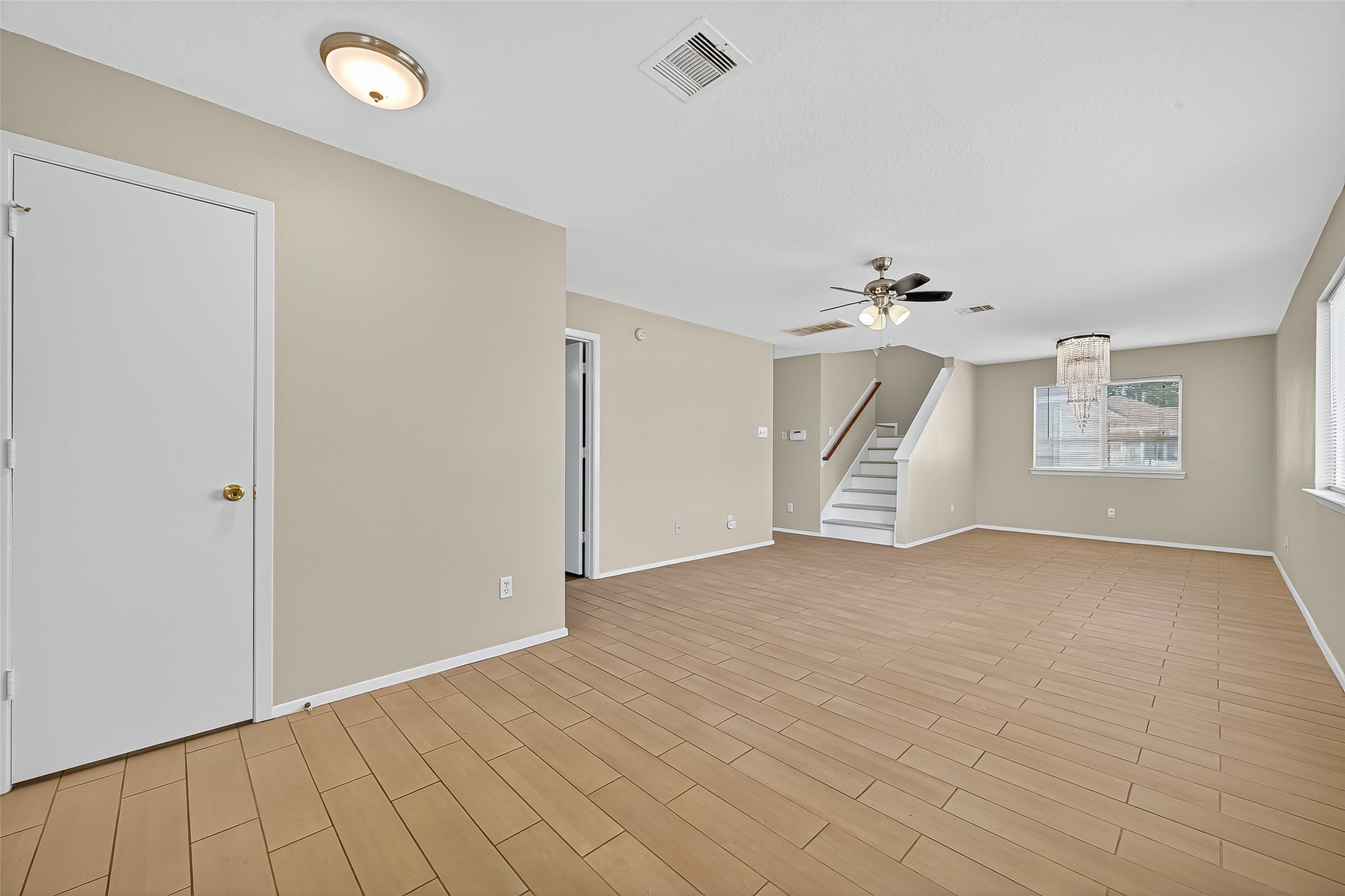 6343 Settlers Square Lane Katy, TX 77449 - Photo 8 of 41 a view of an empty room with a window
