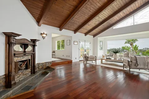 $2,549,000 | 246 Vereda Pradera, Goleta, CA 93117