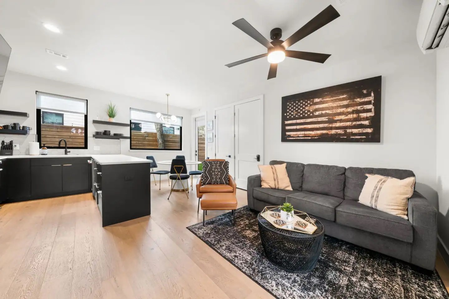2311 East 8th Street, Unit 2 Austin, TX 78702 - Photo 2 of 37