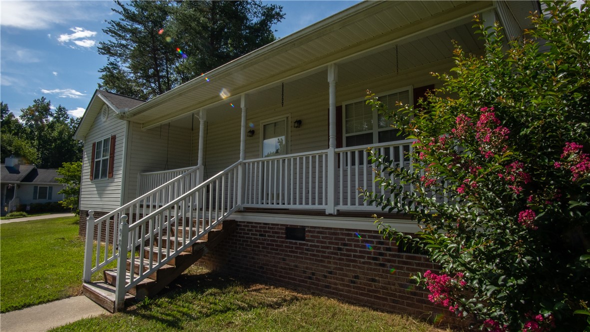 983 Cedar Rock Church Road Easley, SC 29640 - Photo 3 of 19 Gallery Image 3