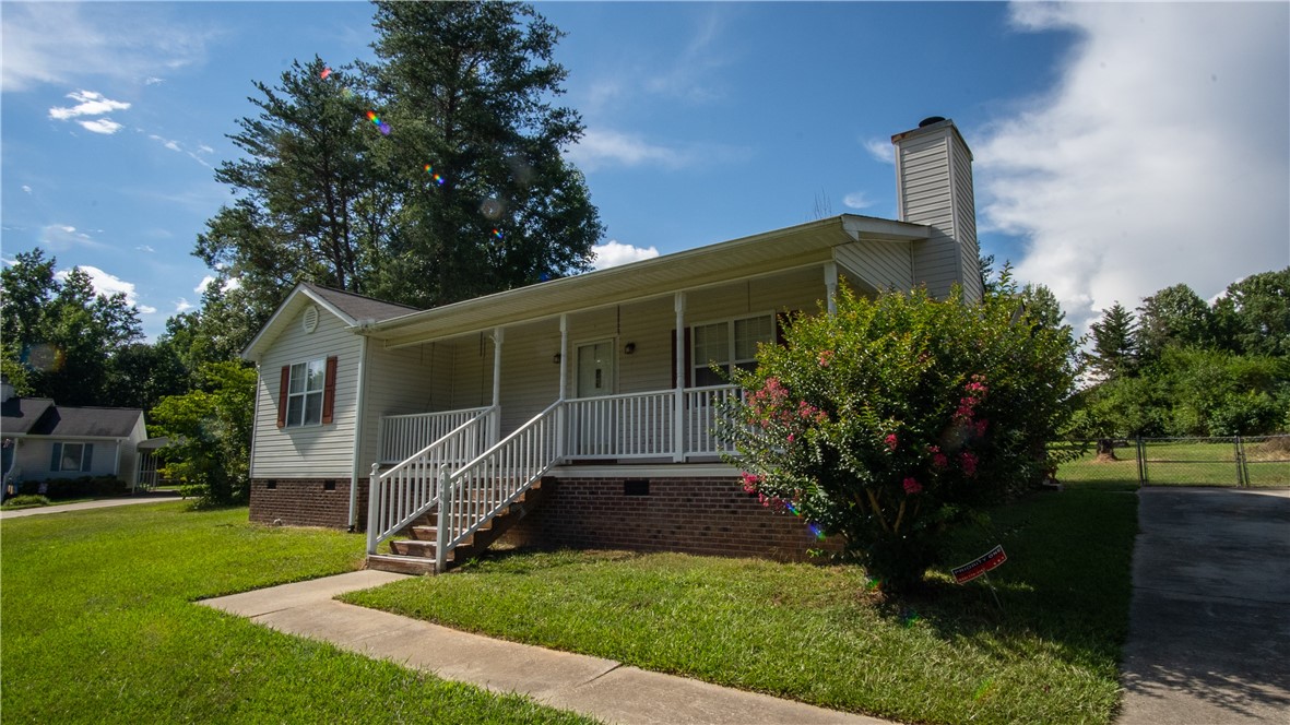 983 Cedar Rock Church Road Easley, SC 29640 - Photo 5 of 19 Gallery Image 5