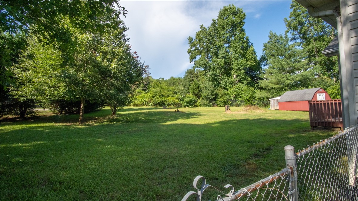 983 Cedar Rock Church Road Easley, SC 29640 - Photo 6 of 19 Gallery Image 6
