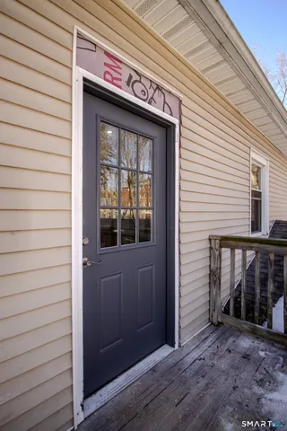 $2,350 | 133 North Street, Unit 2, Seymour, CT 06483