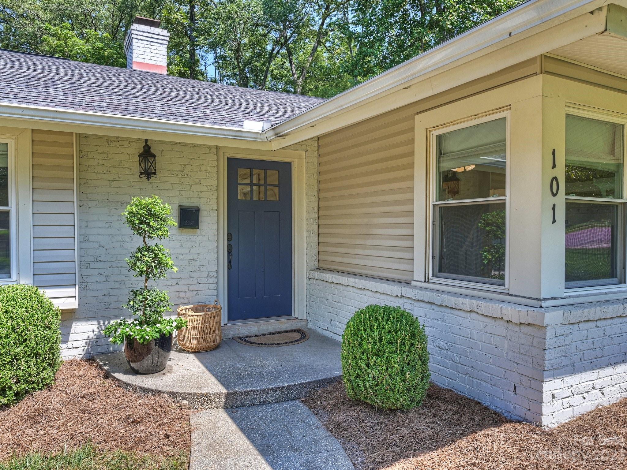 101 Scofield Road Charlotte, NC 28209 - Photo 2 of 26 a front view of a house