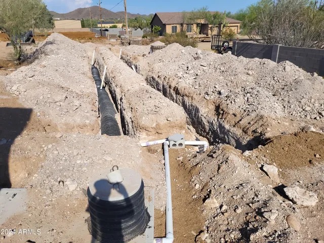 a view of a tennis court