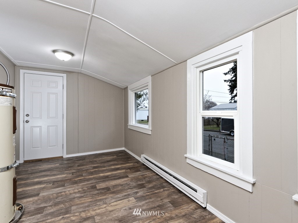 1533 3rd Street Cosmopolis, WA 98537 - Photo 11 of 21 Gallery Image 11