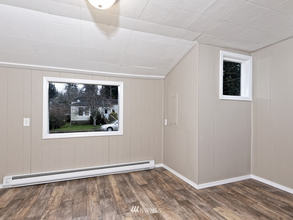1533 3rd Street Cosmopolis, WA 98537 - Photo 13 of 21 Gallery Image 13
