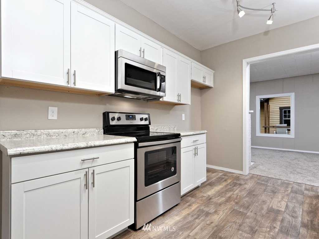 1533 3rd Street Cosmopolis, WA 98537 - Photo 6 of 21 Gallery Image 6