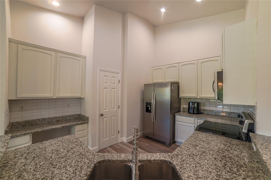 27801 Pleasure Ride Loop Wesley Chapel, FL 33544 - Photo 21 of 40