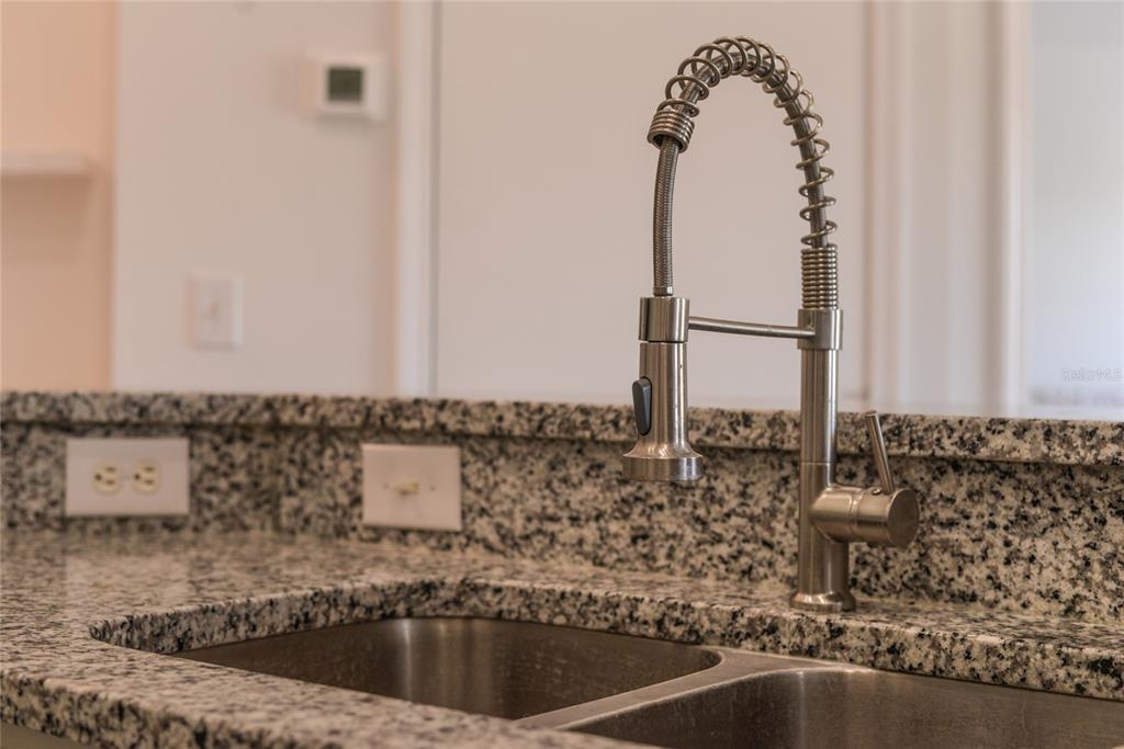 27801 Pleasure Ride Loop Wesley Chapel, FL 33544 - Photo 22 of 40