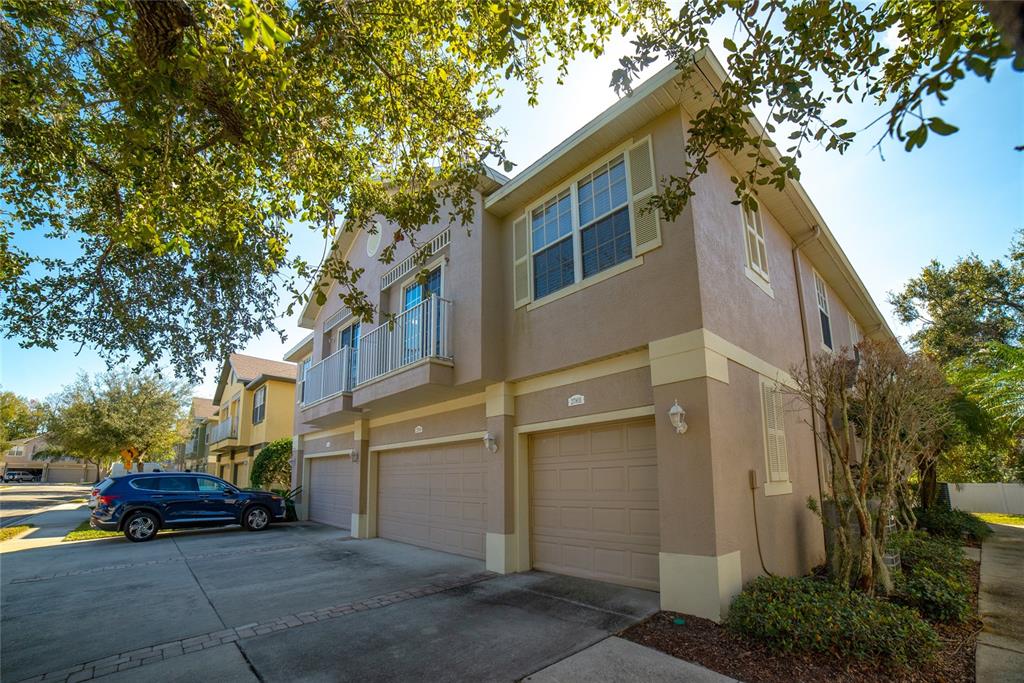 27801 Pleasure Ride Loop Wesley Chapel, FL 33544 - Photo 37 of 40