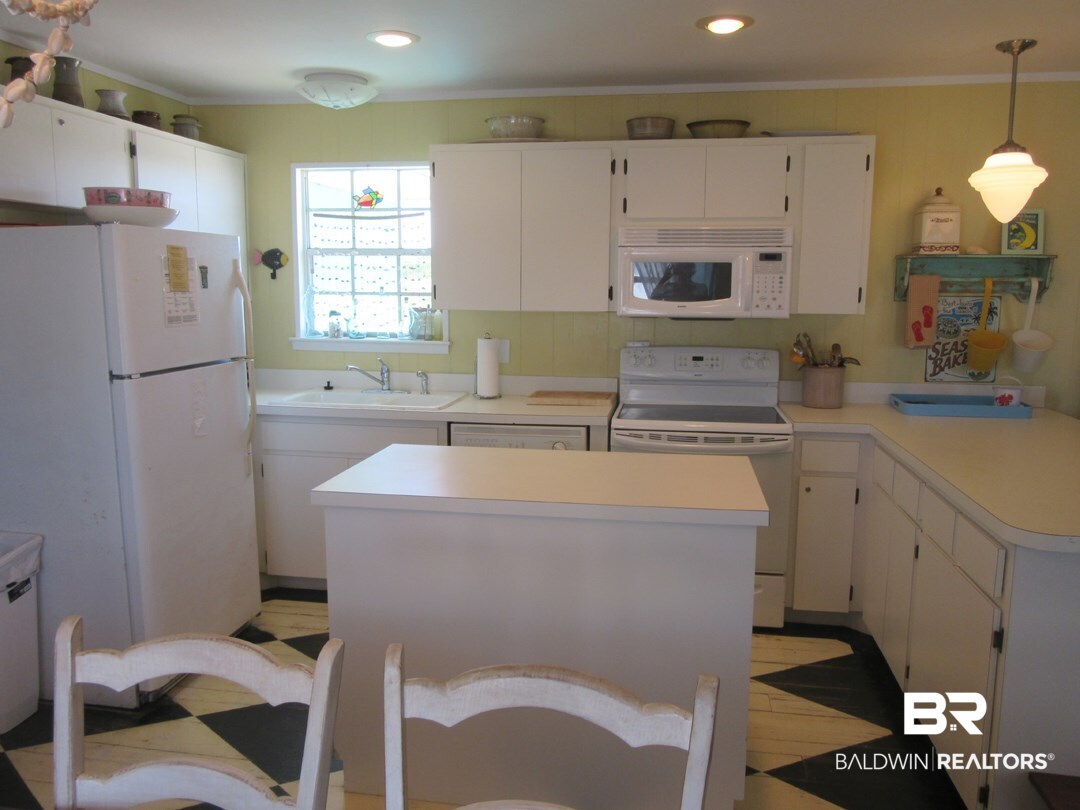 574 Our Road Gulf Shores, AL 36542 - Photo 15 of 32 Island and Kitchen