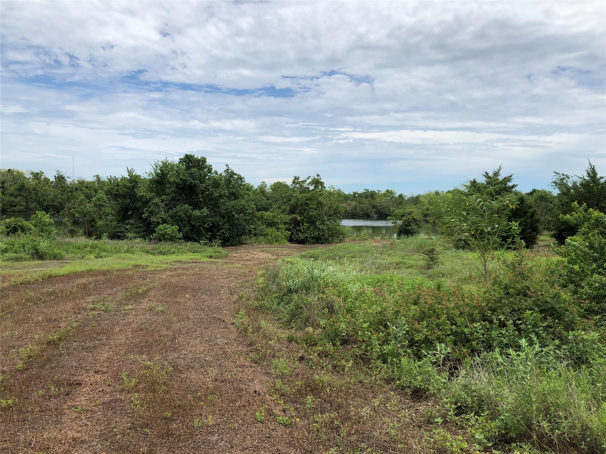 1 Steele Road Highlands, TX 77562 - Photo 21 of 35