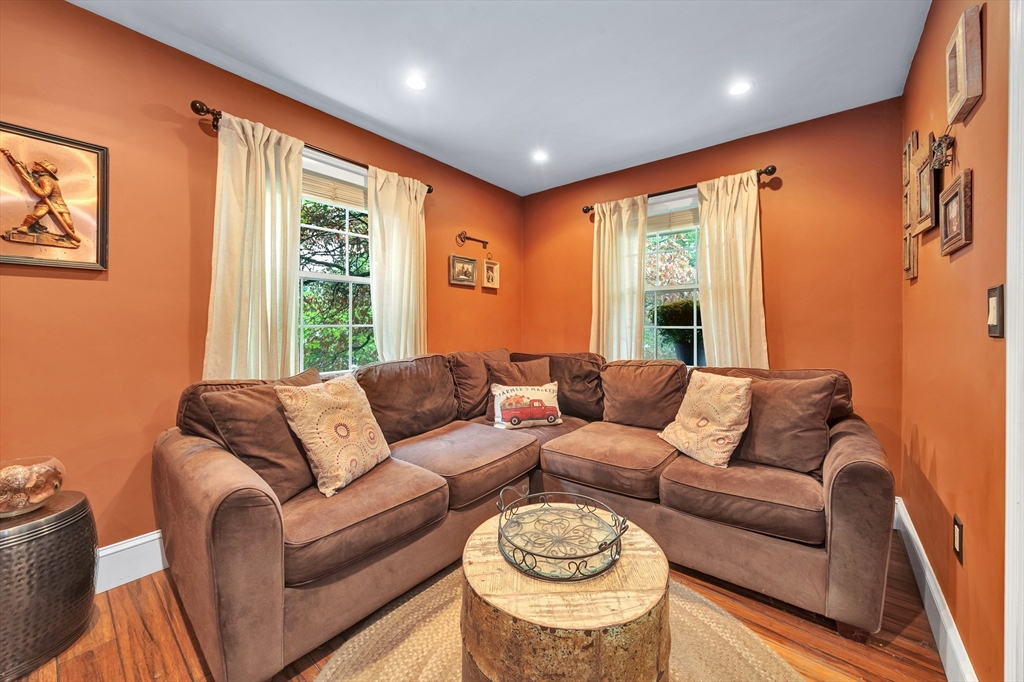 11 Girard Road Medford, MA 02148 - Photo 13 of 38 Gallery Image 13
