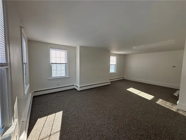 $1,500 | 1595 Main Street, Unit 2, West Warwick, RI 02893