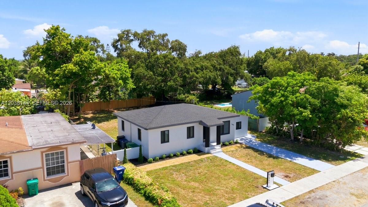 1480 Northeast 150th Street Miami, FL 33161 - Photo 3 of 30