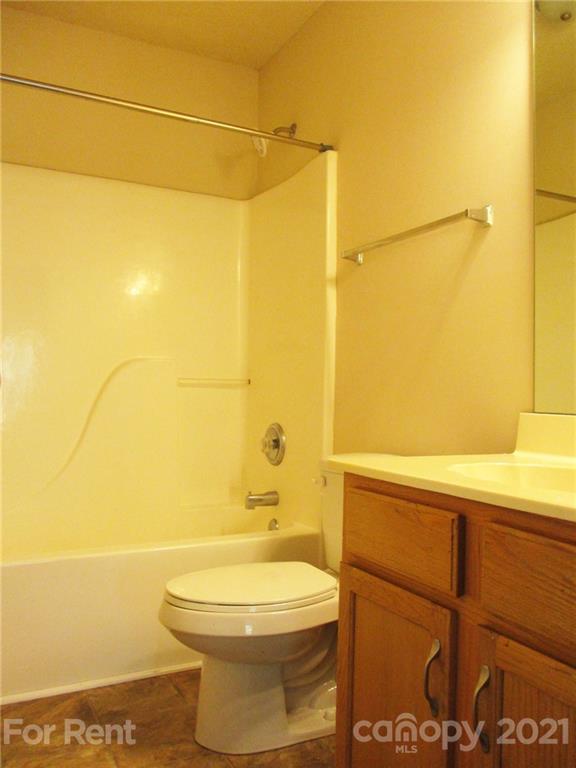 5306 Crisfield Road Charlotte, NC 28269 - Photo 11 of 13