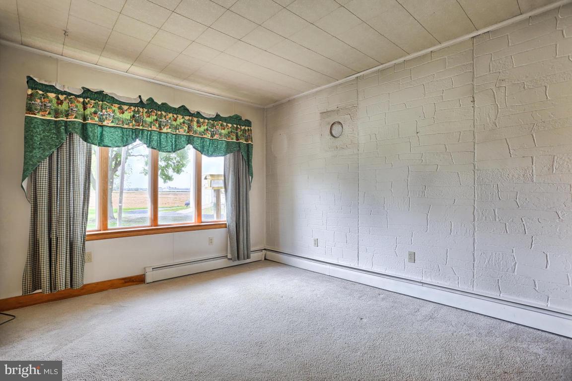 516 Warehouse Road Manheim, PA 17545 - Photo 17 of 33