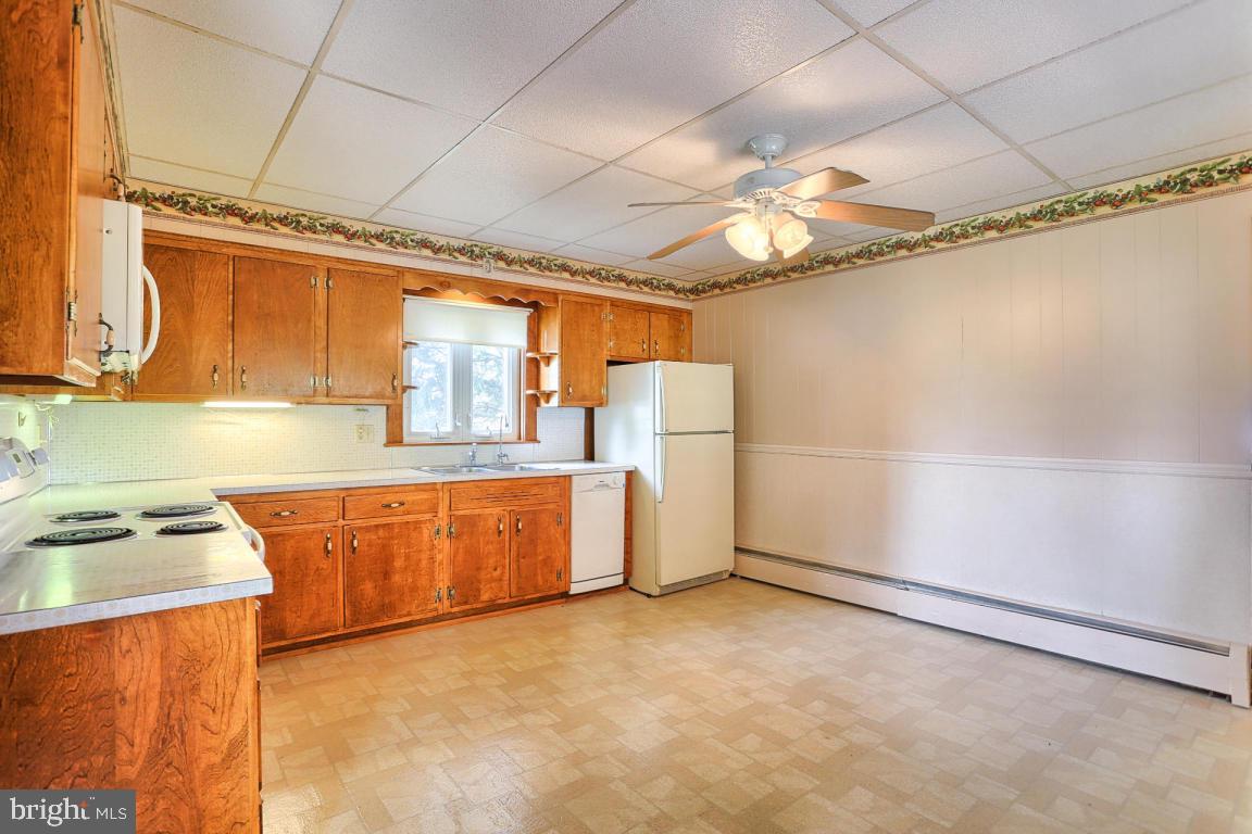516 Warehouse Road Manheim, PA 17545 - Photo 21 of 33
