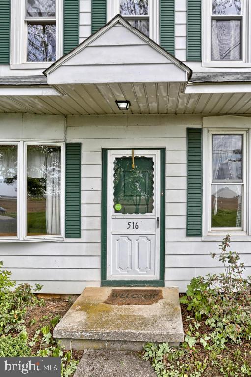 516 Warehouse Road Manheim, PA 17545 - Photo 7 of 33