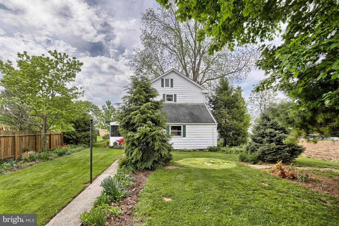 516 Warehouse Road Manheim, PA 17545 - Photo 9 of 33