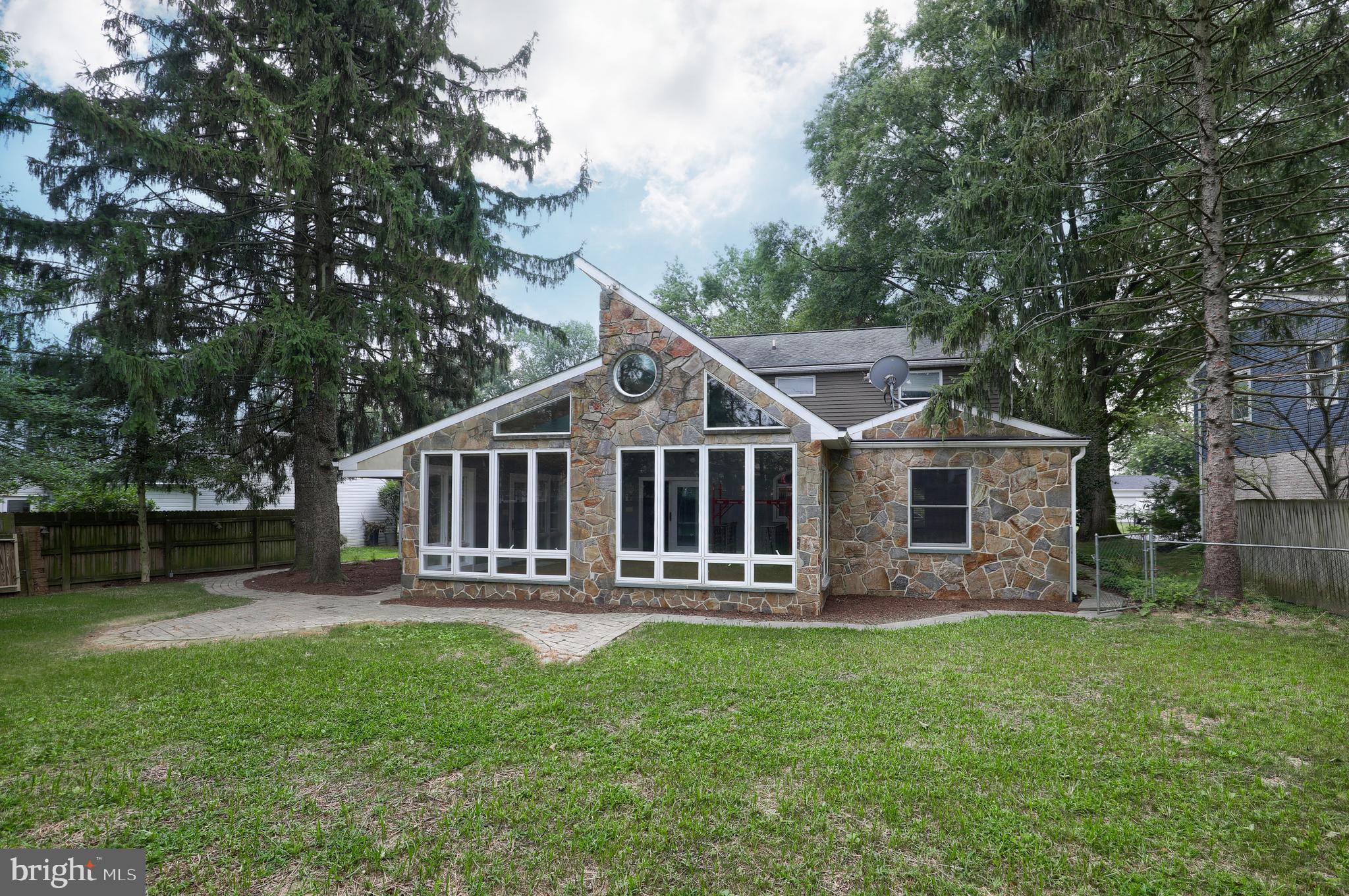 449 Haverhill Road Lancaster, PA 17601 - Photo 7 of 52 Gallery Image 7