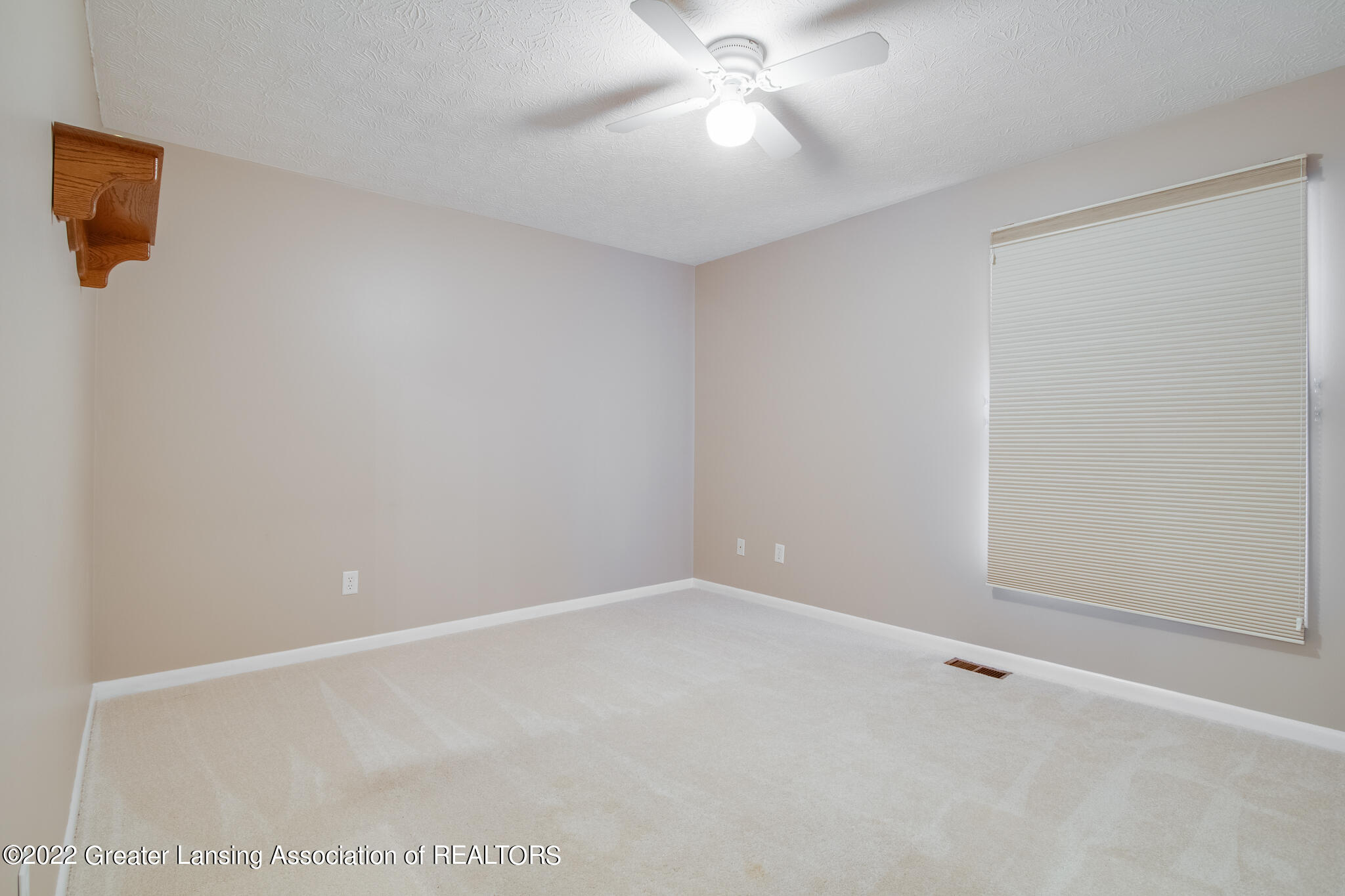 2360 Hawley Road Mason, MI 48854 - Photo 16 of 30 2360_Hawley_JEFF-28