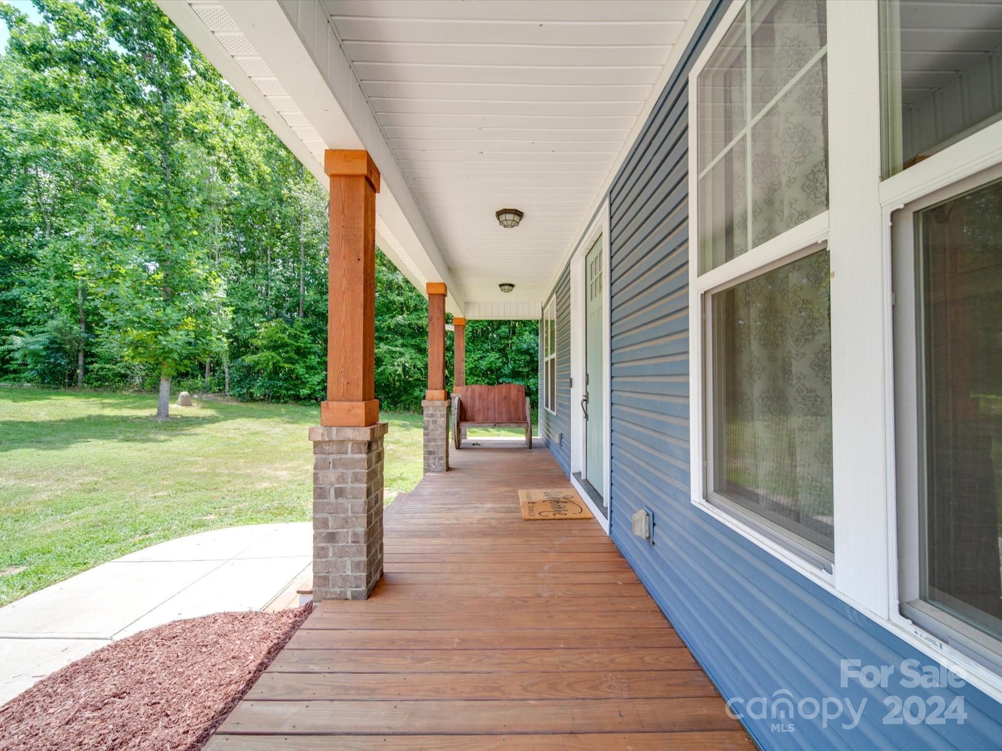 1293 Rhyne Road Clover, SC 29710 - Photo 4 of 47