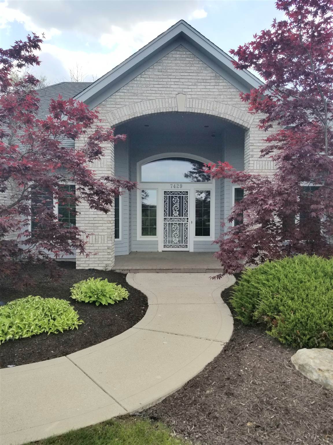 7429 Inverness Cmns Fort Wayne, IN 46804 - Photo 2 of 29 Gallery Image 2