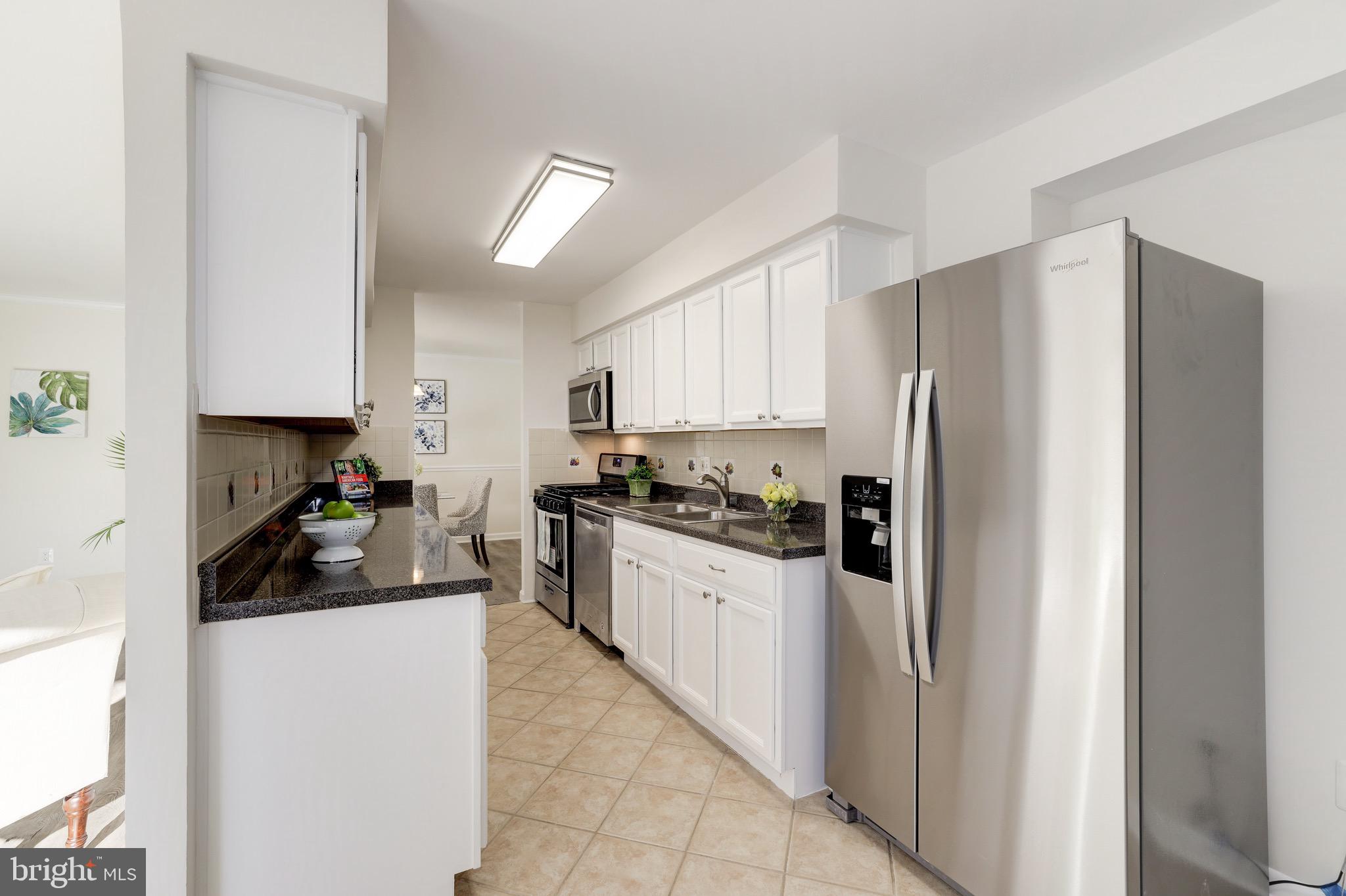 11236 Chestnut Grove Square, Unit 362 Reston, VA 20190 - Photo 11 of 51 Gallery Image 11