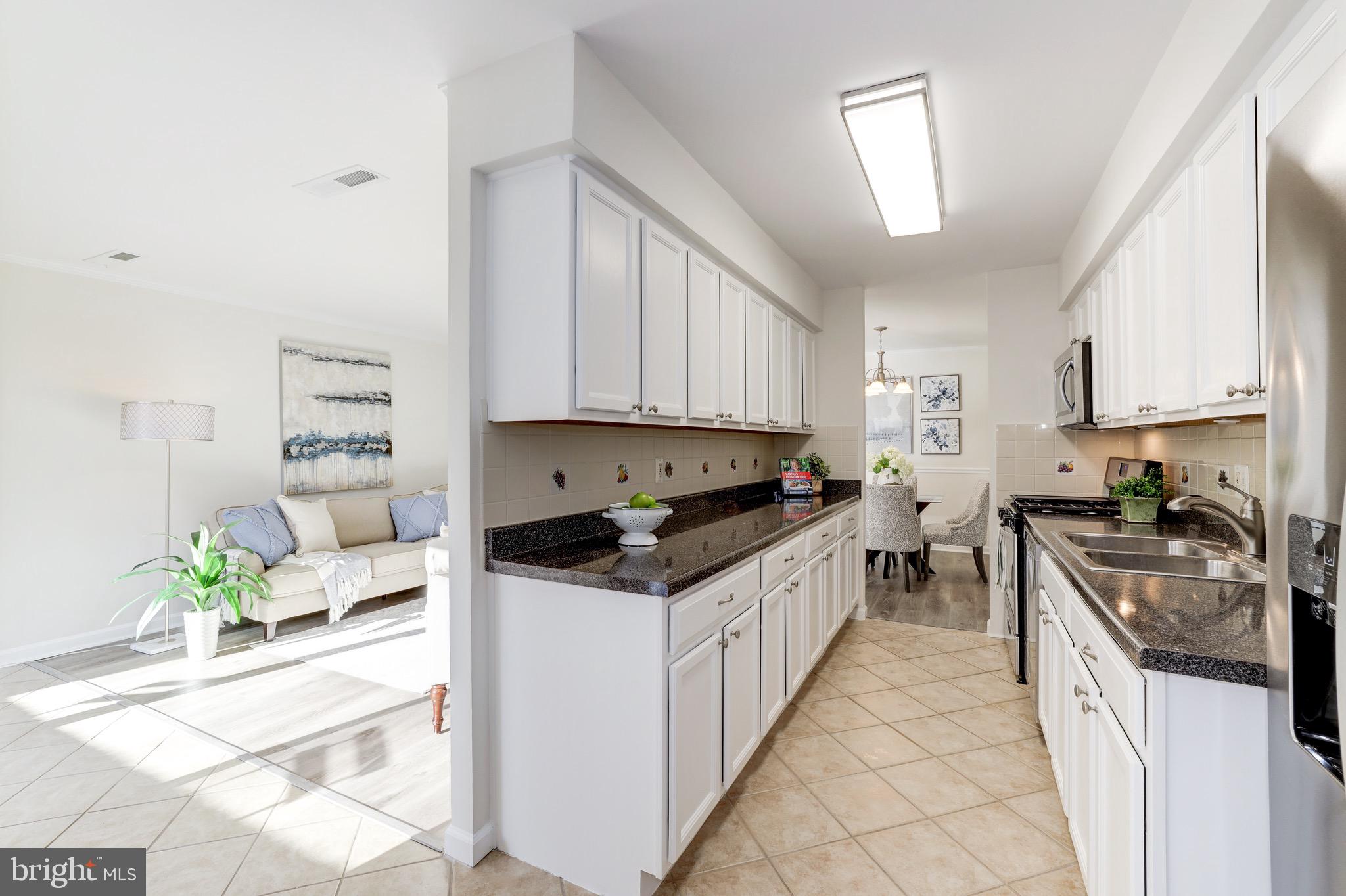 11236 Chestnut Grove Square, Unit 362 Reston, VA 20190 - Photo 15 of 51 Gallery Image 15