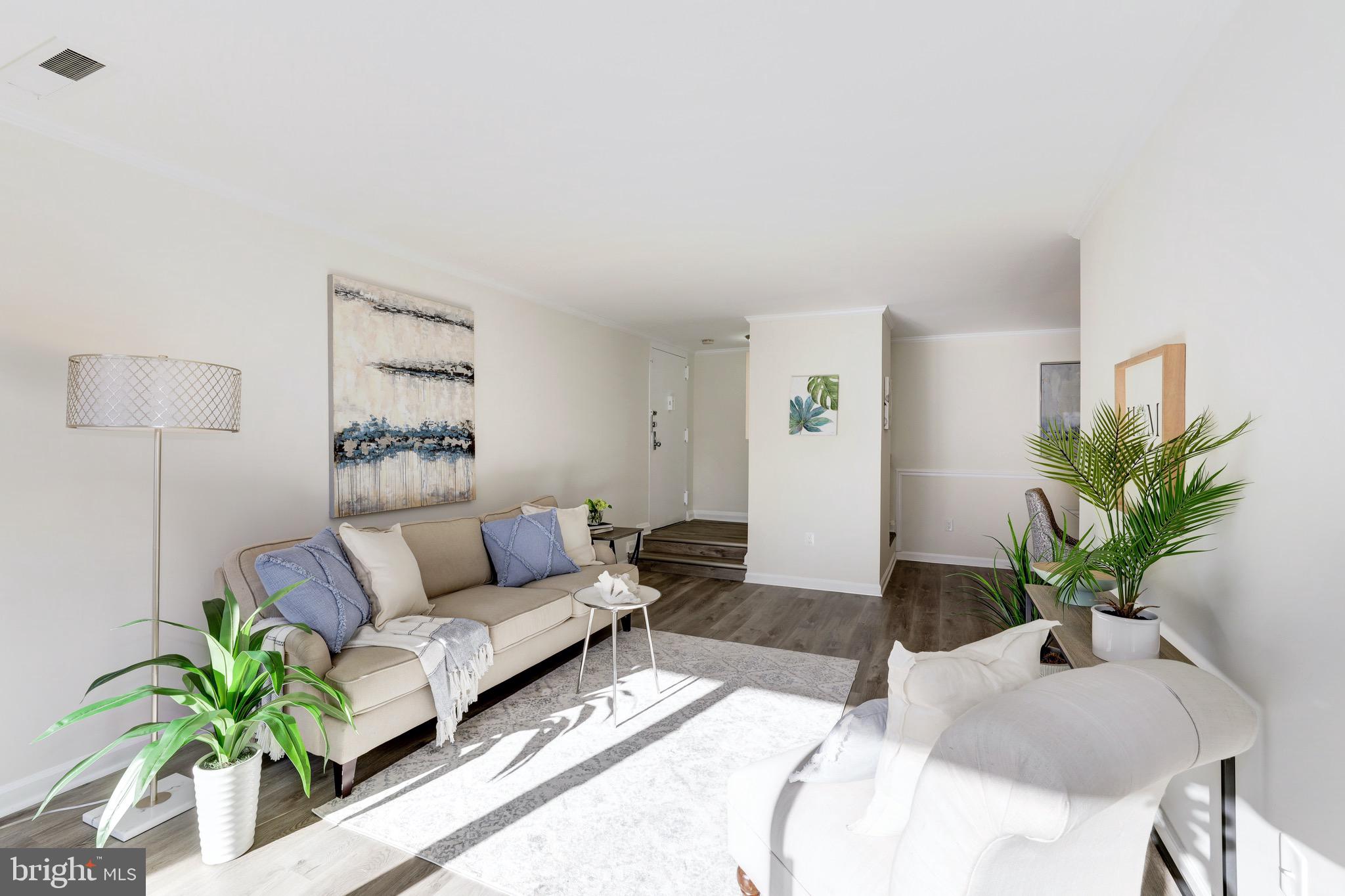 11236 Chestnut Grove Square, Unit 362 Reston, VA 20190 - Photo 20 of 51 Gallery Image 20