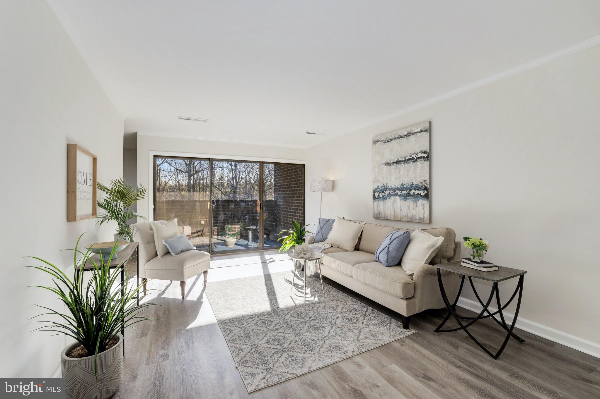 11236 Chestnut Grove Square, Unit 362 Reston, VA 20190 - Photo 24 of 51 Gallery Image 24
