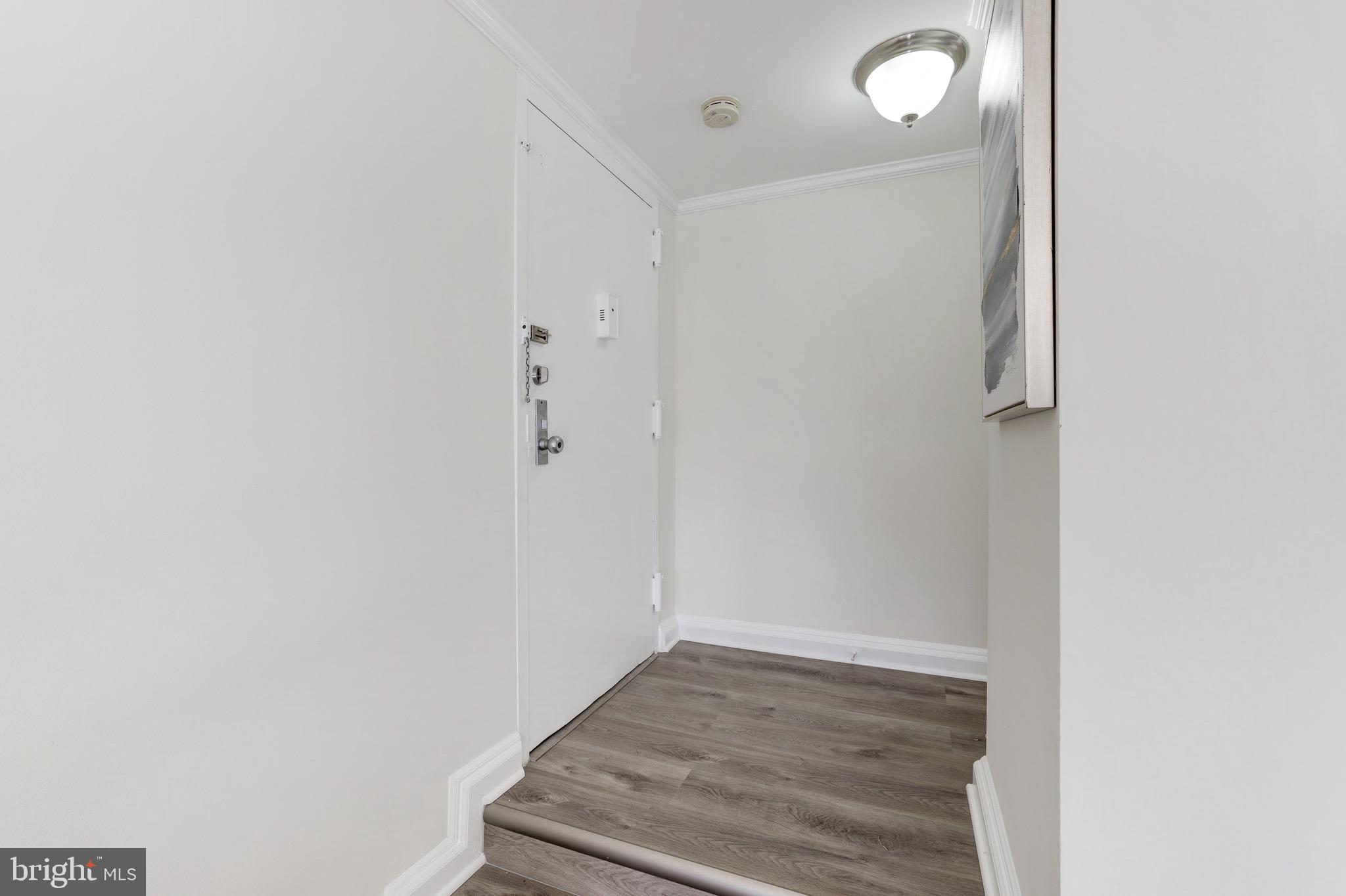 11236 Chestnut Grove Square, Unit 362 Reston, VA 20190 - Photo 4 of 51 Gallery Image 4
