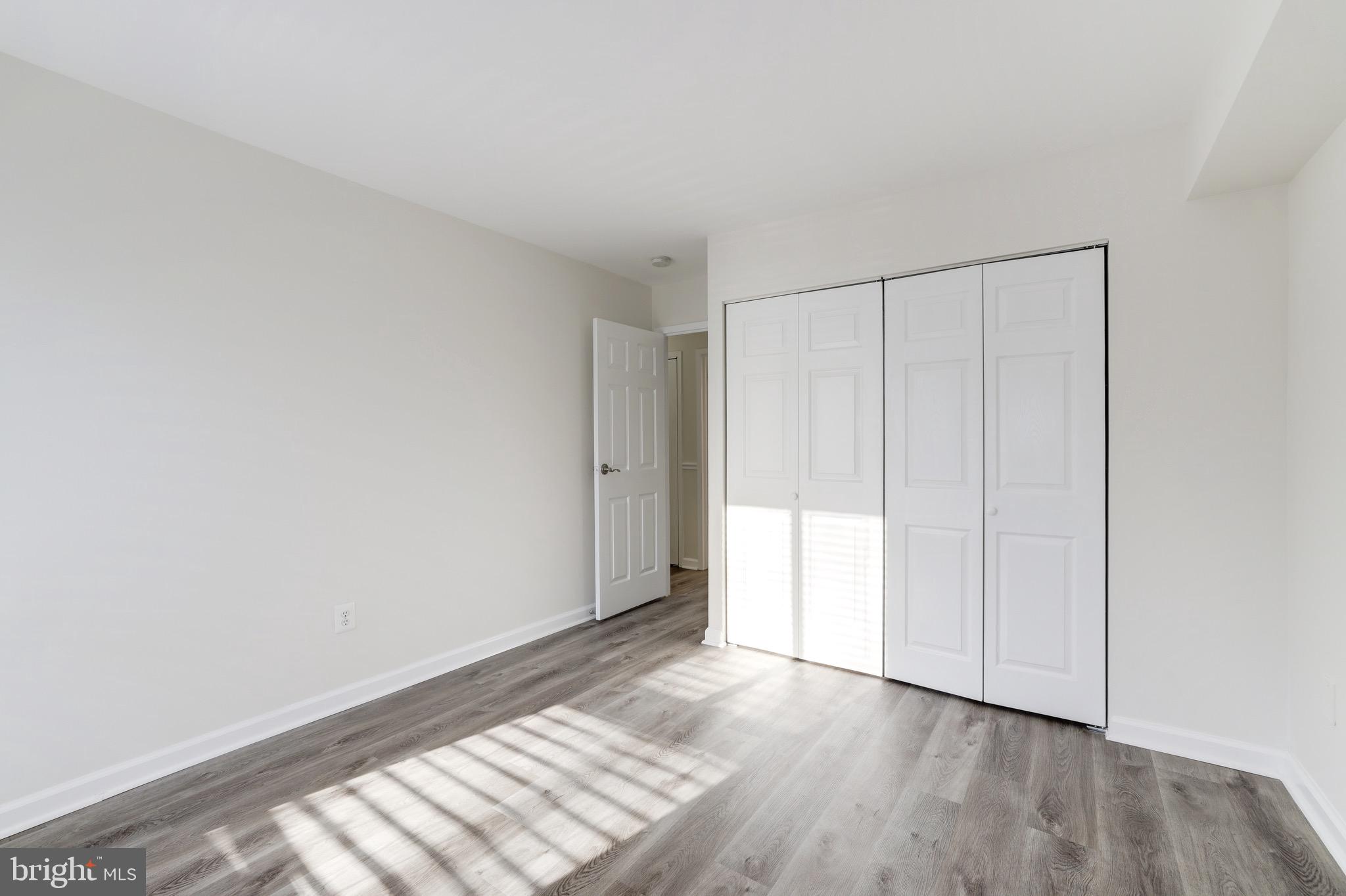 11236 Chestnut Grove Square, Unit 362 Reston, VA 20190 - Photo 37 of 51 Gallery Image 37