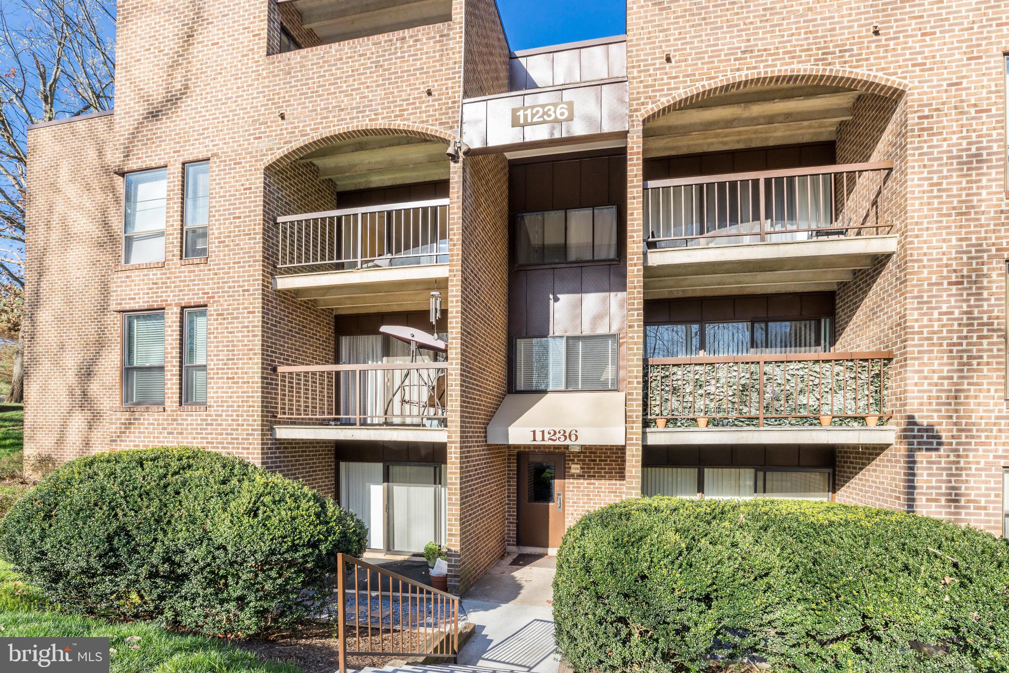 11236 Chestnut Grove Square, Unit 362 Reston, VA 20190 - Photo 46 of 51 Gallery Image 46