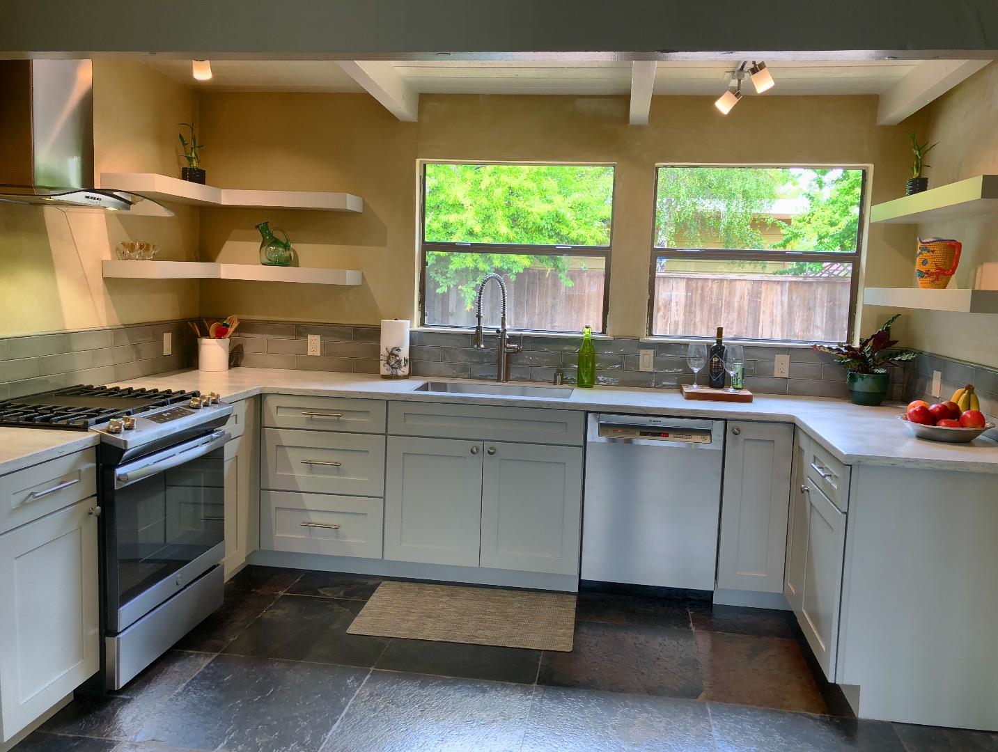 4315 Capitola Road Capitola, CA 95010 - Photo 3 of 15 Gallery Image 3