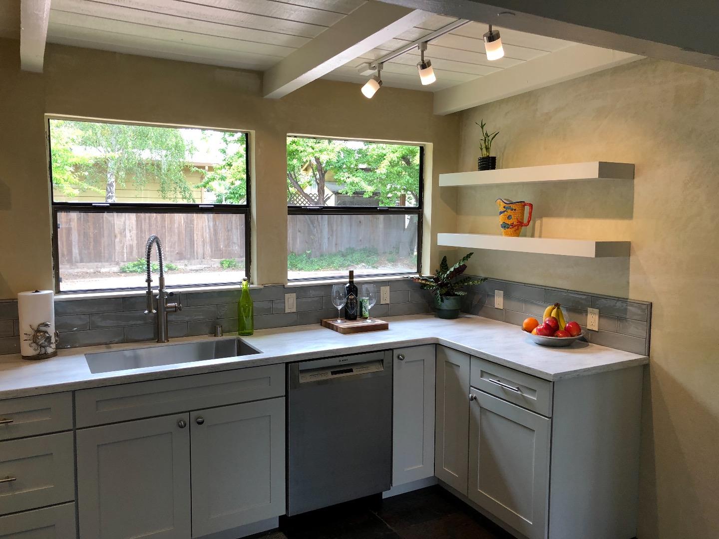 4315 Capitola Road Capitola, CA 95010 - Photo 5 of 15 Gallery Image 5