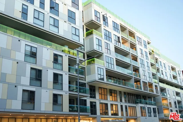 $3,340 | 414 North Orange Street, Unit 210, Glendale, CA 91203