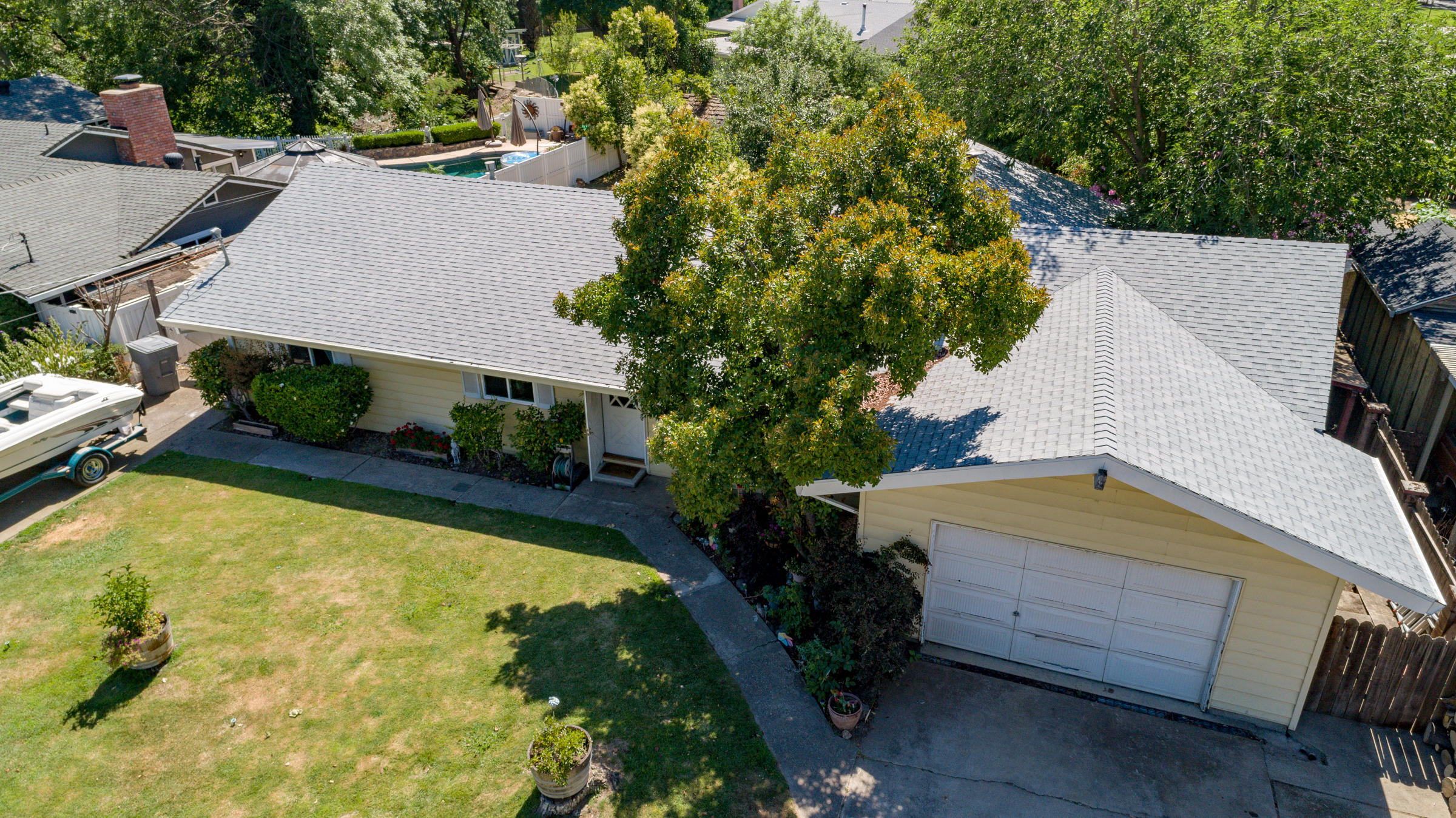 6762 Riverside Drive Redding, CA 96001 - Photo 1 of 39 Newer Roof!
