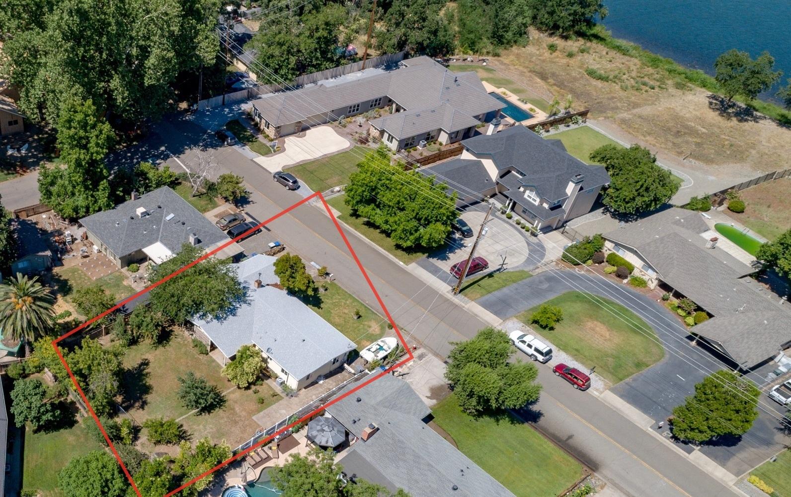 6762 Riverside Drive Redding, CA 96001 - Photo 2 of 39 Across from the River!