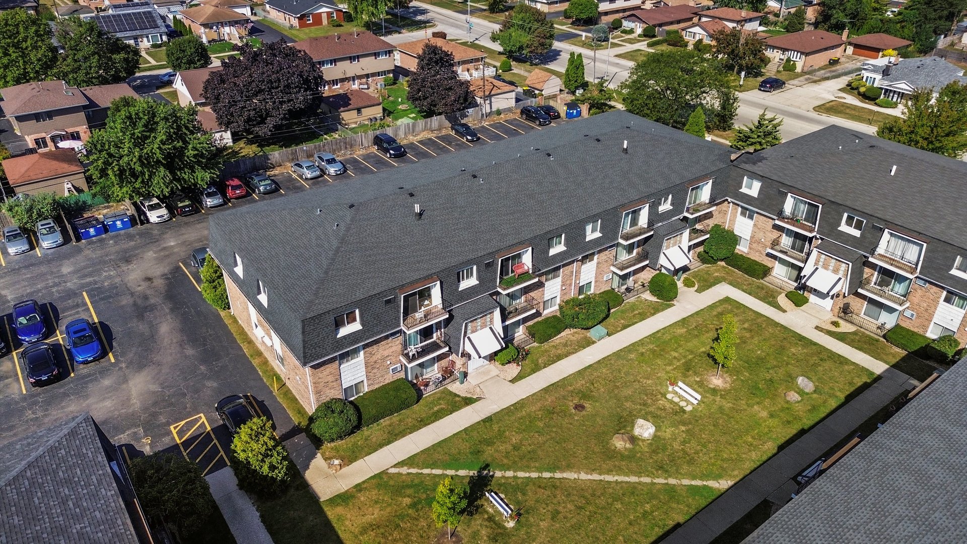 10306 Ridgeland Avenue, Unit 104 Chicago Ridge, IL 60415 - Photo 19 of 21 Gallery Image 19