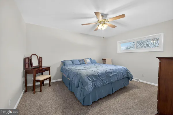 $400,000 | 64 West Stephen Drive, Newark, DE 19713