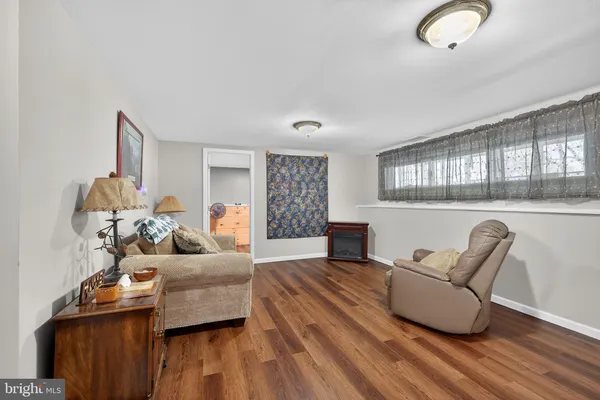 $400,000 | 64 West Stephen Drive, Newark, DE 19713