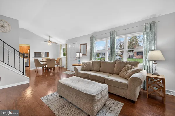 $400,000 | 64 West Stephen Drive, Newark, DE 19713