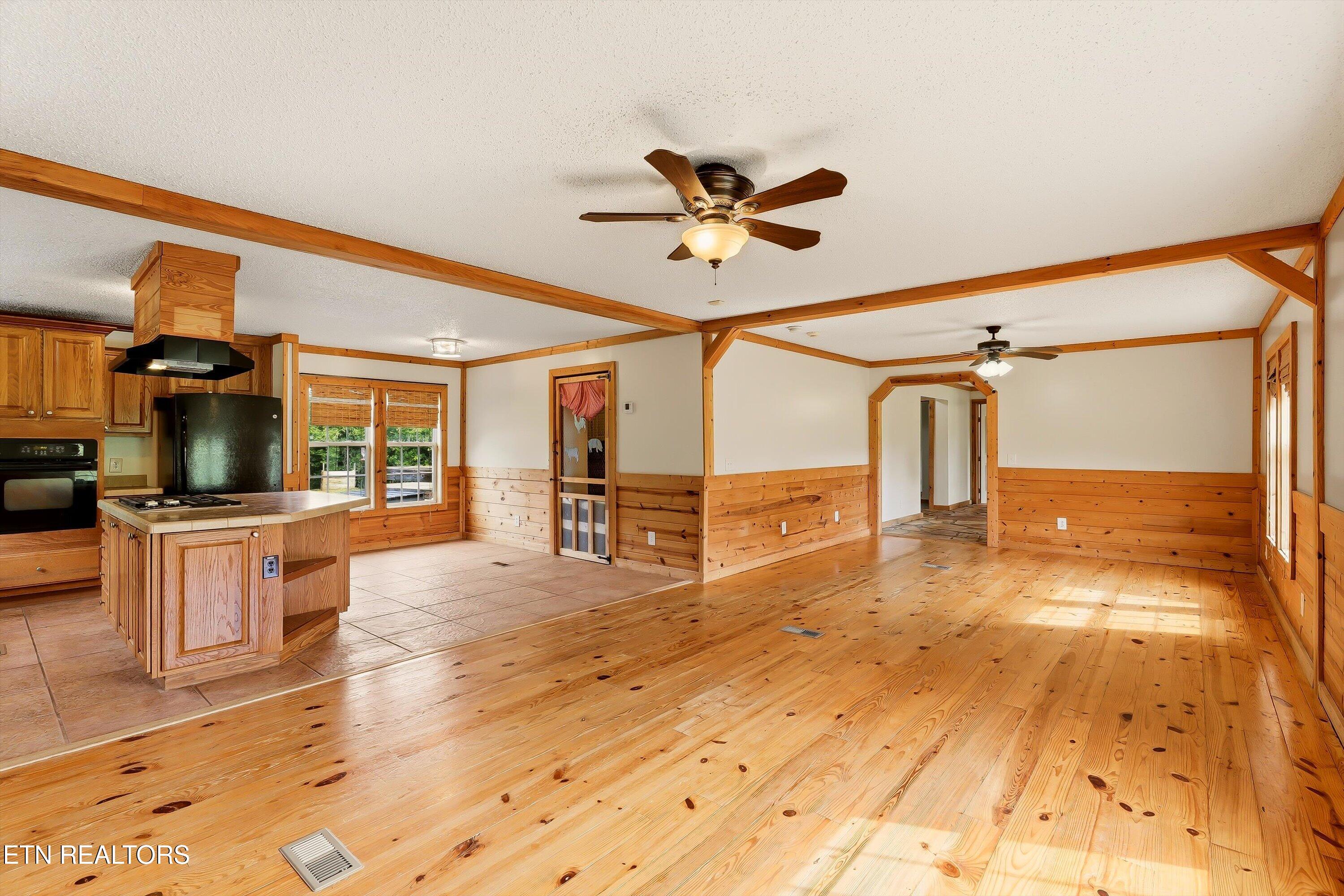 1350 Williamson Chapel Road Maryville, TN 37801 - Photo 10 of 44 Open to Kitchen