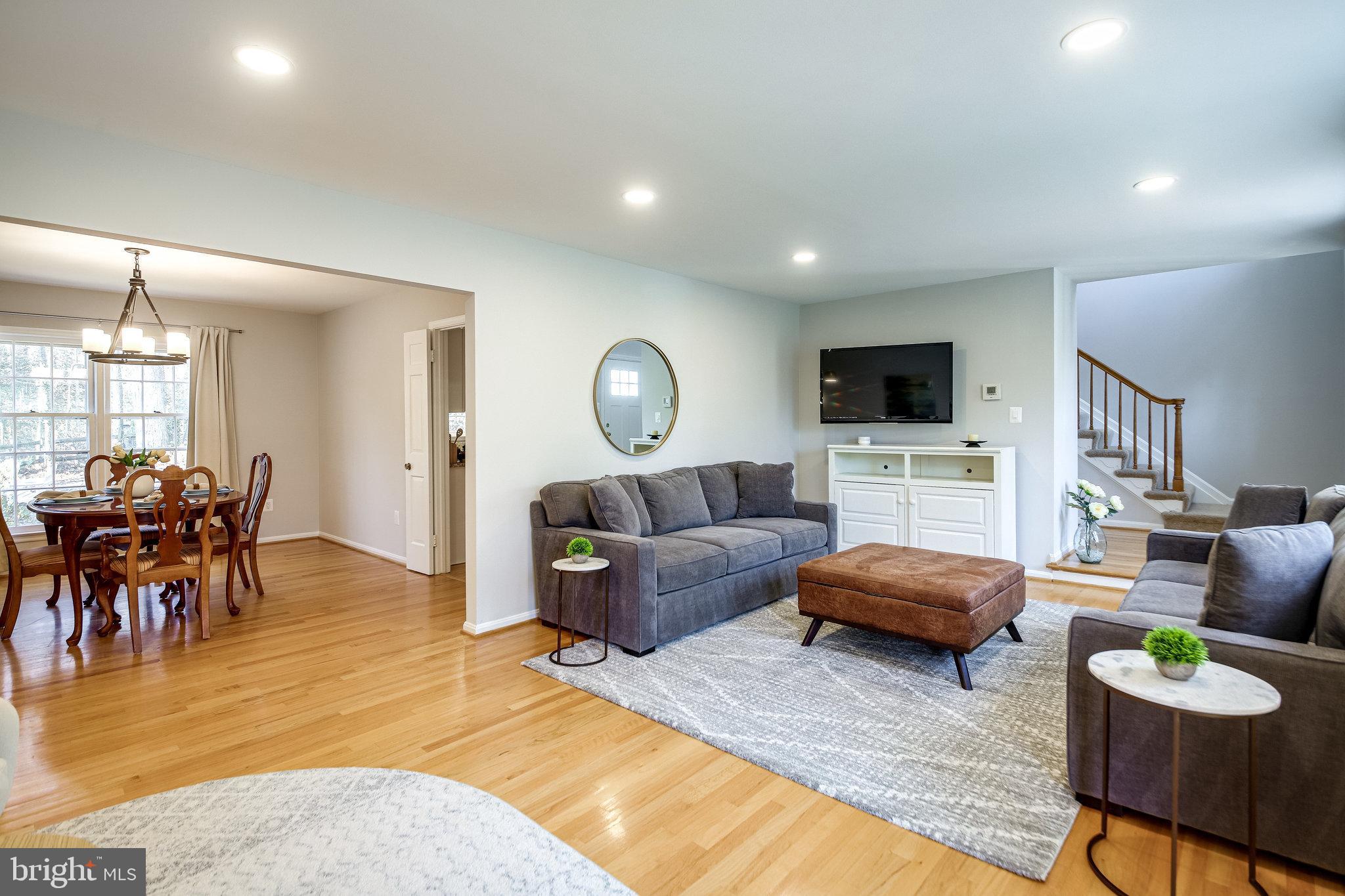 2052 Eakins Court Reston, VA 20191 - Photo 13 of 68