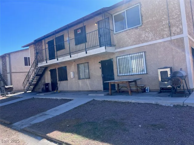 $1,050 | 4725 Convaire Avenue, Unit 4, Las Vegas, NV 89115