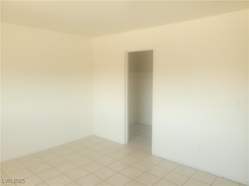 4725 Convaire Avenue, Unit 4 Las Vegas, NV 89115 - Photo 11 of 18