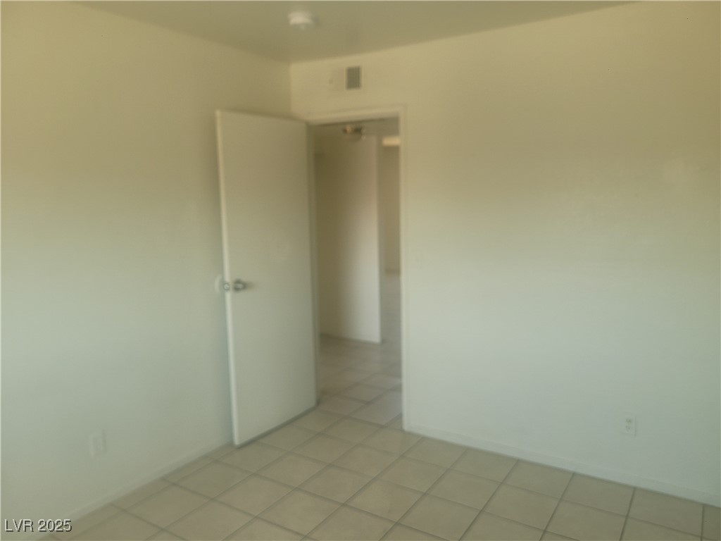 4725 Convaire Avenue, Unit 4 Las Vegas, NV 89115 - Photo 14 of 18